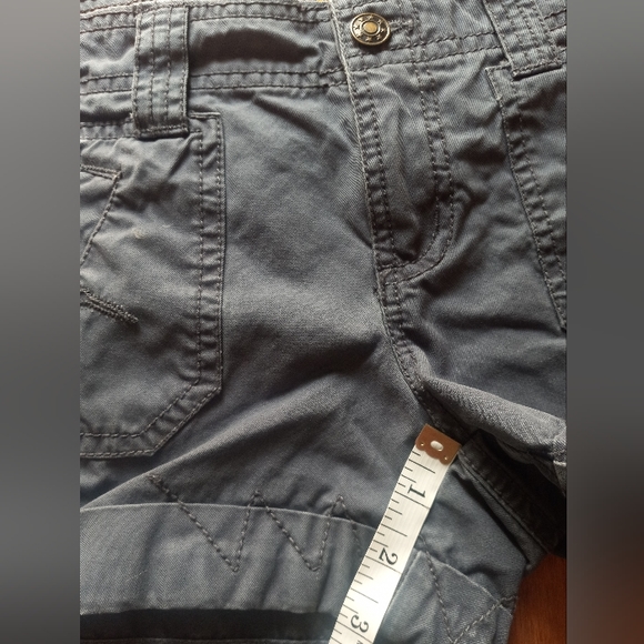 RARE Jimmy'z Shorts - Picture 5 of 5